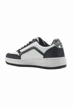 Nine West Pool Dose3 3Fx - Zapatillas - Black 8 Nine West Pool Dose3 3Fx - Zapatillas - Black -Nine West 399676c55bfe4850a33f1880692903d3