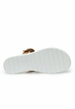 Nine West OutdoorRebe - Sandalias Planas - Tan -Nine West 464af010c5074aeea454ac8283a86223