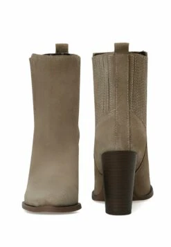 Nine West Mink Western Lavene 2Pr - Botines Camperos - Mink -Nine West 4b0338cddeaf4a61a9f023bd9b80a33f