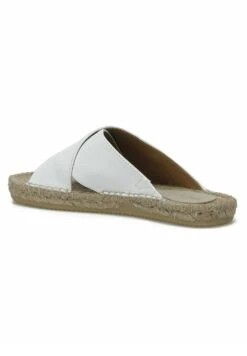 Nine West Sandalias Planas - White -Nine West 610eec0d4dc24642a0329a5c8f43f094
