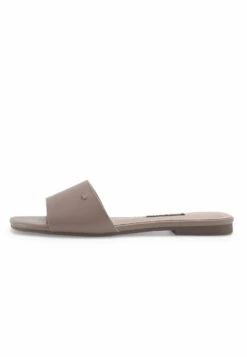 Nine West Outdoor - Sandalias Planas - Brown
