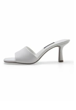 Nine West Outdoor Pizale 3Fx - Sandalias Planas - White