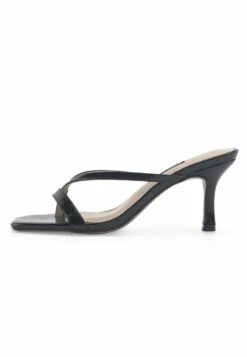 Nine West Outdoor Chardo- Sandalias - Black