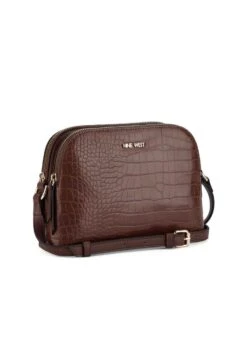 Nine West Cyra Mini A List - Bandolera - Mahogany 9 Nine West Cyra Mini A List - Bandolera - Mahogany -Nine West e867c708fcce4f0ca9e8749413fe5d2a